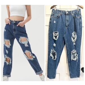 BDG Urban Outfitters High Waisted Mom Jeans Destroyed Distressed Medium Wash 31